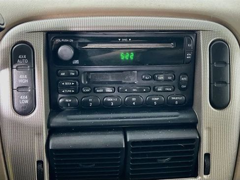 Used 2003 Ford Explorer XLT AWD/4WD image 14