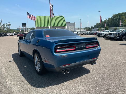 Used 2020 Dodge Challenger GT w/ Driver Convenience Group AWD/4WD image 6