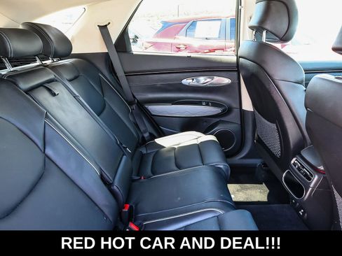 Used 2023 Genesis GV70 2.5T w/ Advanced Package AWD/4WD image 19
