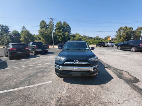 Used 2017 Toyota 4Runner Limited RWD image 8