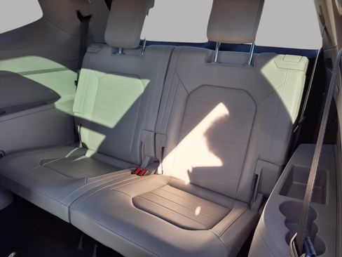 Used 2021 Volkswagen Atlas SEL Premium image 29