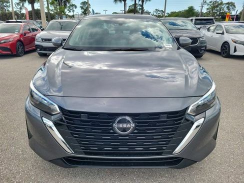 Used 2025 Nissan Sentra SV FWD image 11