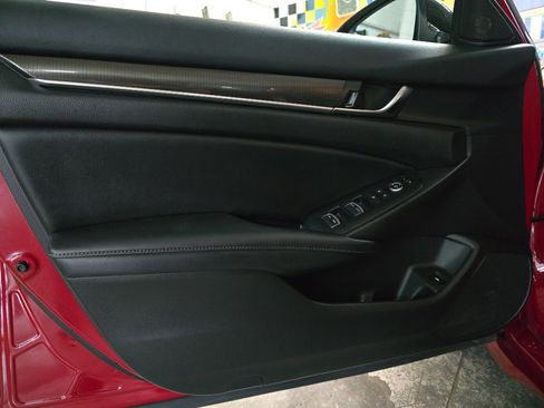 Used 2022 Honda Accord Sport image 18