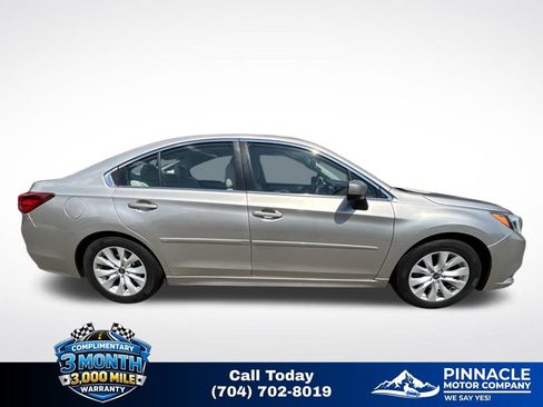 Used 2017 Subaru Legacy 2.5i Premium AWD/4WD image 3