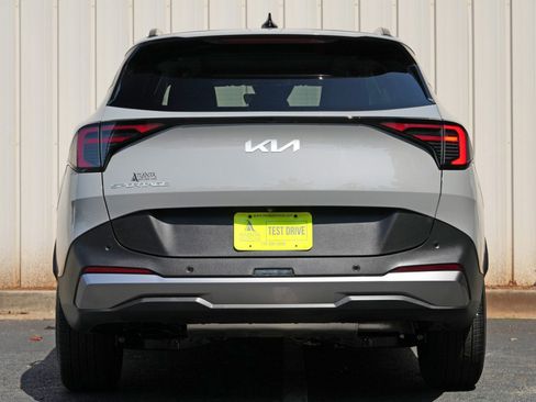 Used 2026 Kia Sportage EX w/ EX Panorama Roof Package FWD image 10