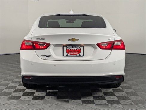 Certified 2025 Chevrolet Malibu LT w/ LPO, Floor Liner Package image 10