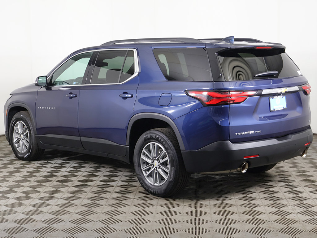 Used 2023 Chevrolet Traverse LT AWD/4WD image 11
