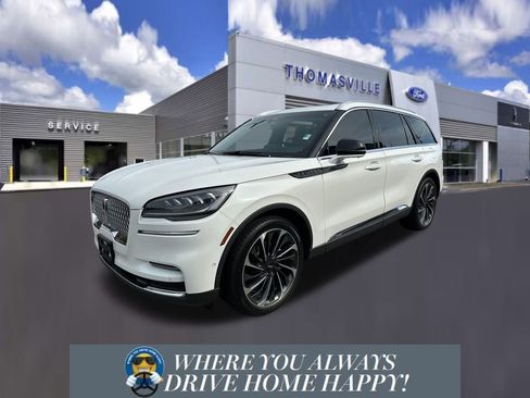 Certified 2023 Lincoln Aviator Reserve w/ Equipment Group 201A image 6