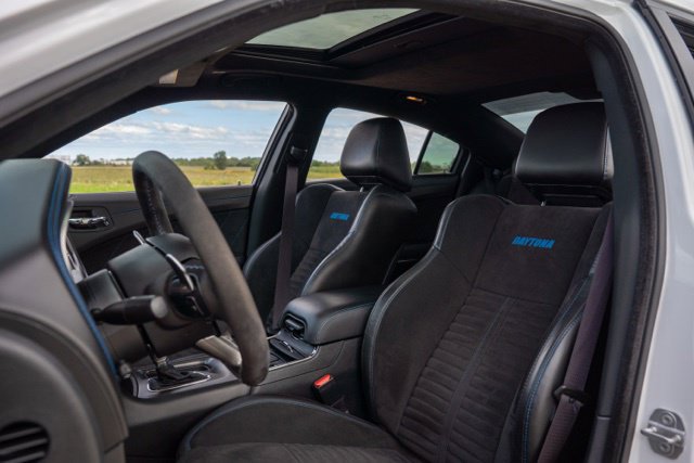 Used 2020 Dodge Charger SRT Hellcat w/ Harman/Kardon Audio Group RWD image 15