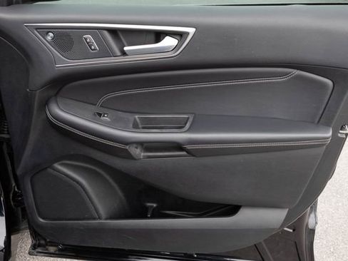 Used 2022 Ford Edge Titanium w/ Equipment Group 301A image 20