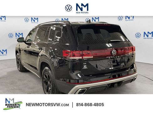 New 2026 Volkswagen Atlas Peak Edition image 3