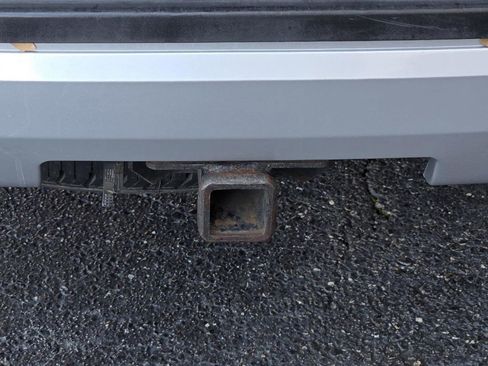 Used 2010 Ford Expedition XLT image 22