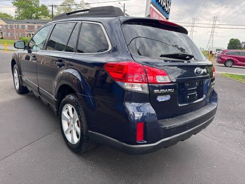 Used 2014 Subaru Outback 2.5i Premium AWD/4WD image 5