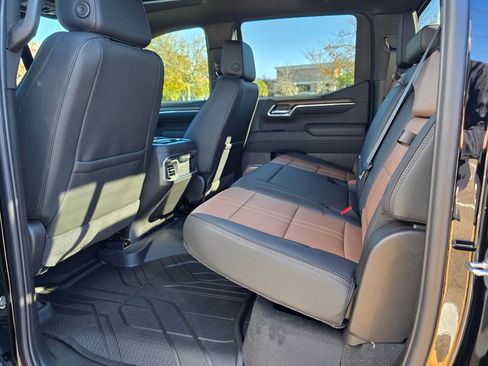 New 2026 Chevrolet Silverado 1500 High Country w/ High Country Premium Package image 24