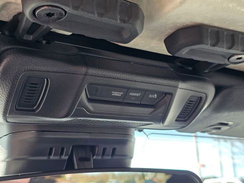 Used 2024 Jeep Wrangler Willys image 29