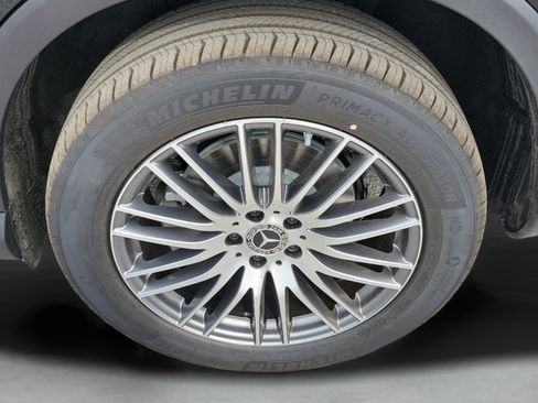 Certified 2026 Mercedes-Benz GLC 300 image 33