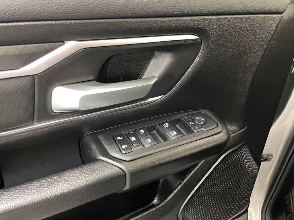 Used 2025 RAM 1500 Big Horn AWD/4WD image 26
