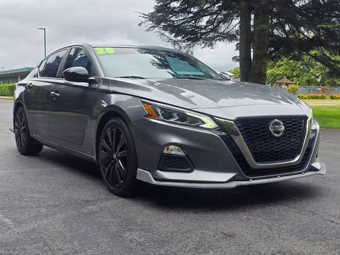 Used 2020 Nissan Altima 2.5 SR FWD image 8