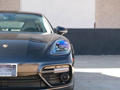 Used 2017 Porsche Panamera Turbo w/ Carbon Fiber Interior Package AWD/4WD image 3
