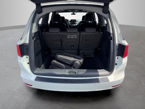 Used 2018 Honda Odyssey Elite image 8