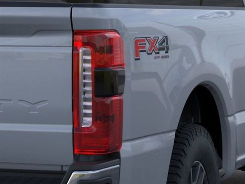 New 2026 Ford F350 Lariat w/ FX4 Off-Road Package AWD/4WD image 21
