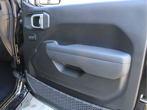 New 2026 Jeep Gladiator Sport AWD/4WD image 24
