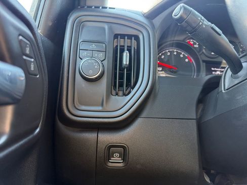 Certified 2024 Chevrolet Silverado 1500 Custom image 22