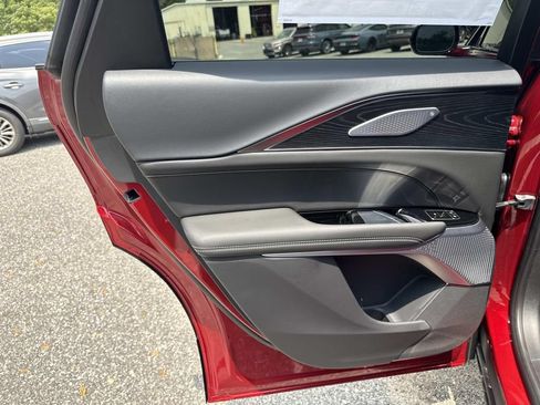 New 2026 Cadillac Lyriq Signature Luxury w/ LPO, Floor Liner Package RWD image 17