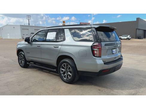 Used 2024 Chevrolet Tahoe Z71 w/ Luxury Package AWD/4WD image 6