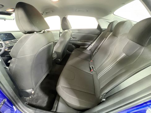 Used 2023 Hyundai Elantra SEL w/ Convenience Package image 24