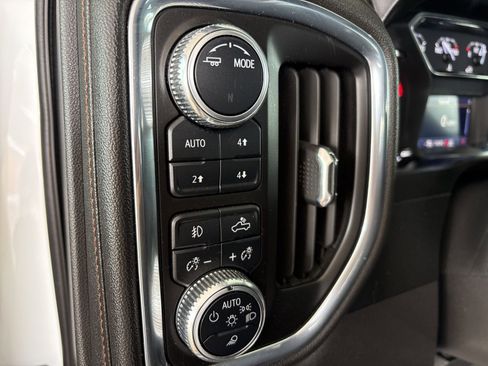 Used 2021 GMC Sierra 1500 AT4 image 13