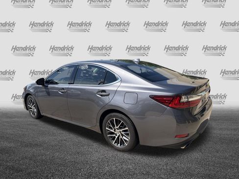 Used 2016 Lexus ES 350 w/ Luxury Package w/Wood Trim FWD image 8
