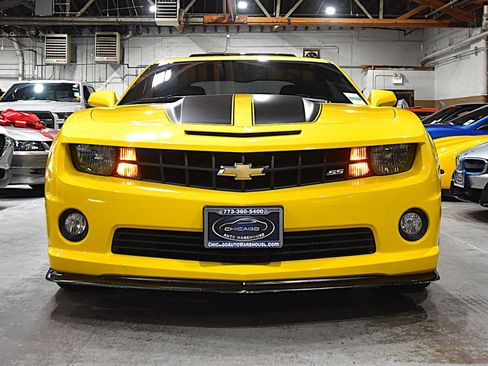Used 2010 Chevrolet Camaro SS w/ RS Package RWD image 2