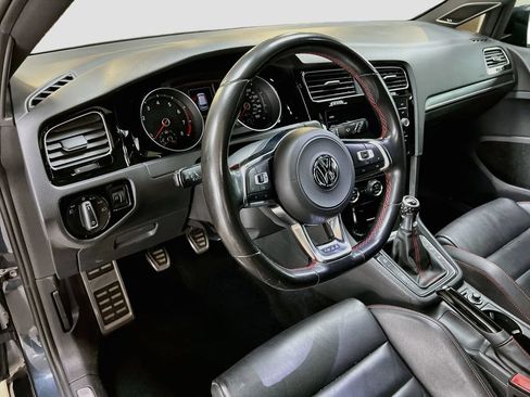 Used 2018 Volkswagen GTI Autobahn FWD image 4