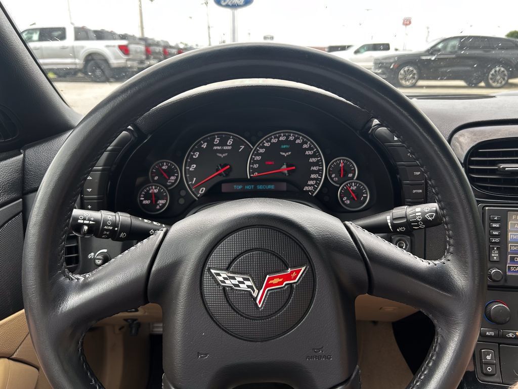 Used 2005 Chevrolet Corvette Convertible w/ Preferred Equipment Group RWD image 27