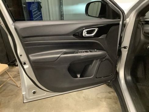 New 2026 Jeep Compass Latitude image 26