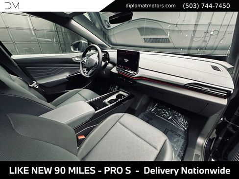 Used 2024 Volkswagen ID.4 Pro S AWD/4WD image 18