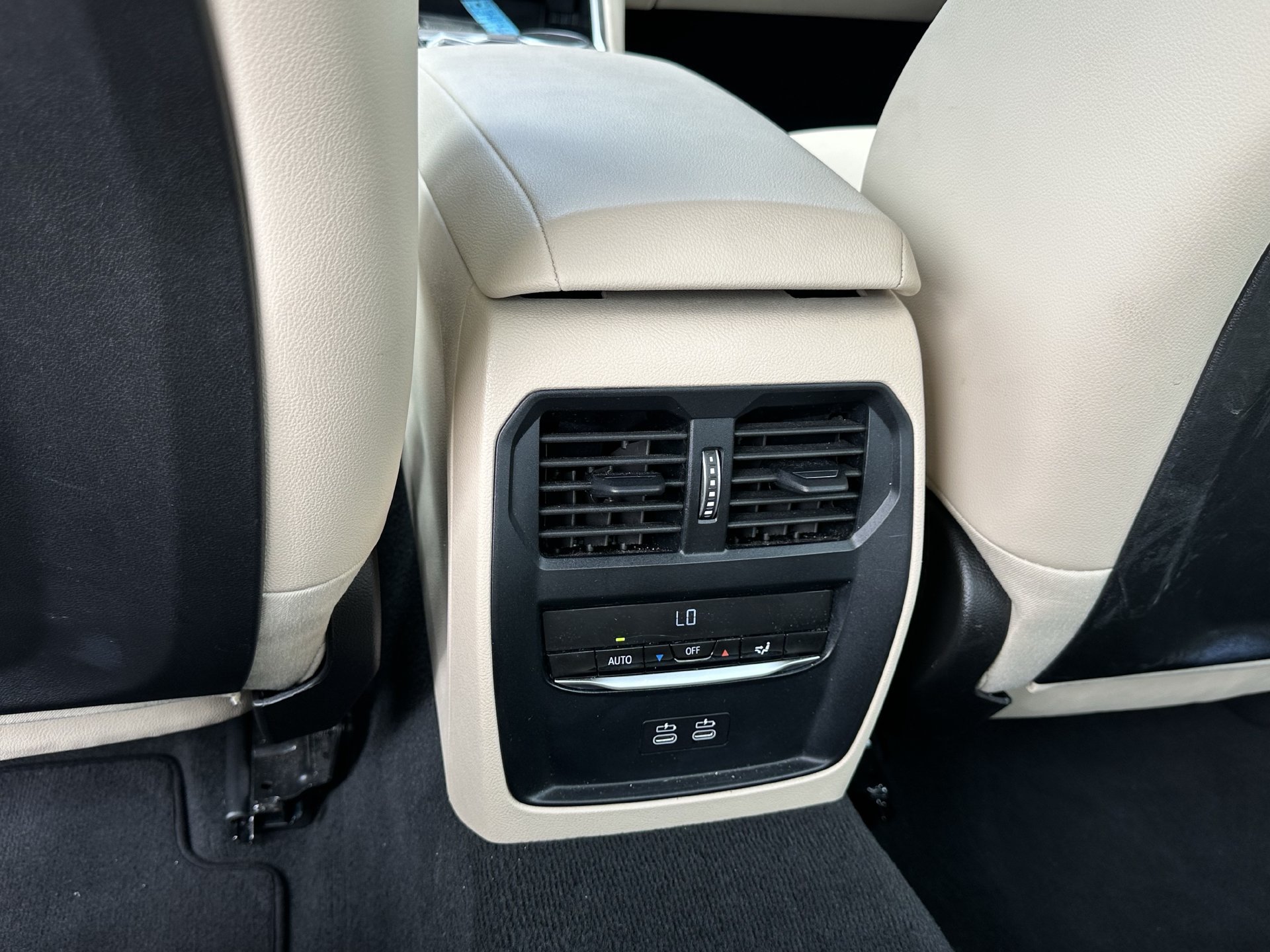 Certified 2025 BMW 330i Sedan RWD image 15