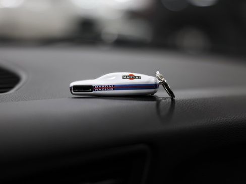 Used 2018 Porsche 911 Targa 4S image 23