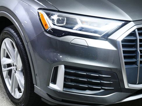 Used 2021 Audi Q7 2.0T Premium Plus w/ Premium Plus Package AWD/4WD image 16