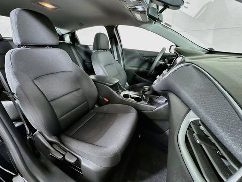 Used 2022 Chevrolet Malibu LS FWD image 25