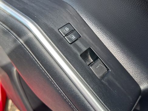 Used 2023 Toyota Highlander XSE FWD image 39