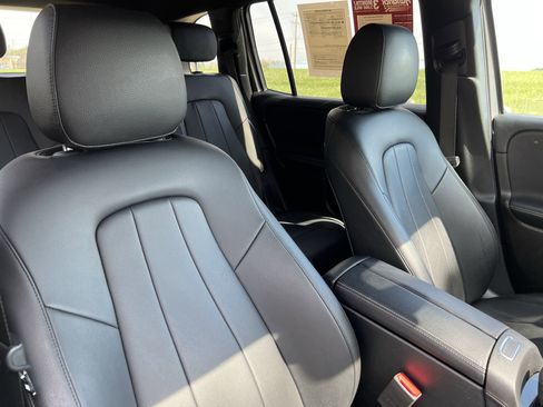 Certified 2020 Mercedes-Benz GLB 250 image 35