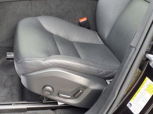 Used 2024 Volvo XC60 B5 Plus AWD/4WD image 20