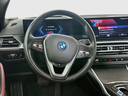 Used 2023 BMW i4 eDrive35 w/ Premium Package RWD image 18