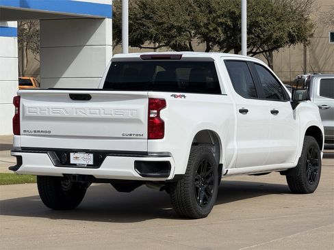 New 2026 Chevrolet Silverado 1500 Custom image 4