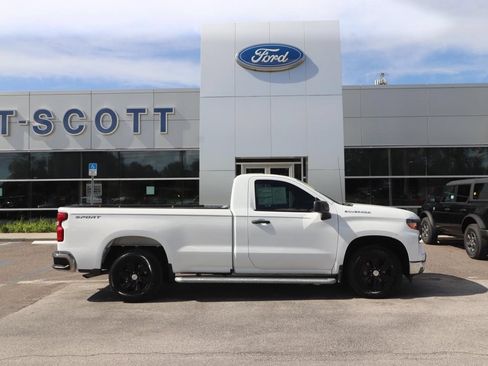 Used 2025 Chevrolet Silverado 1500 W/T RWD image 15