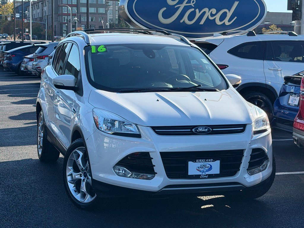 Used 2016 Ford Escape Titanium FWD image 1