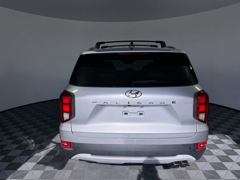 Used 2022 Hyundai Palisade SEL w/ 8P Bench Seat Package FWD image 4