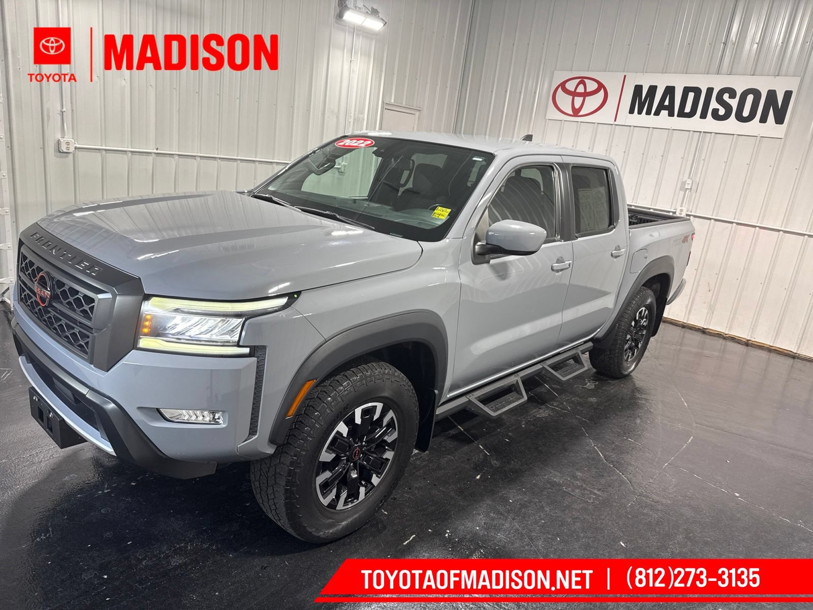 Used 2022 Nissan Frontier PRO-4X w/ Off-Road Protection Package AWD/4WD image 1